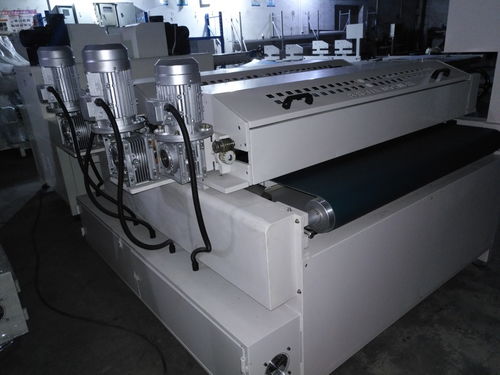 PVC板光油機機械設備研發 關鍵技術、應用與市場前景